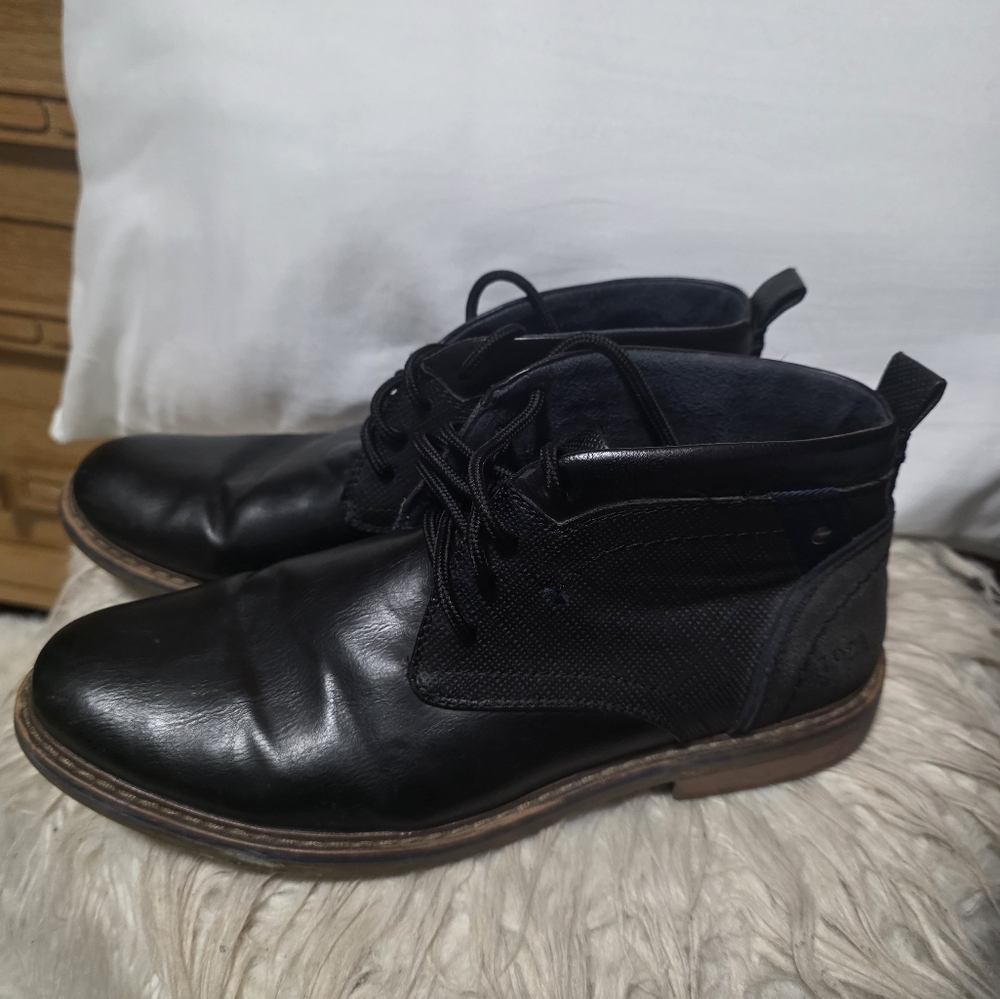 Freeman/ Men's Black Leather Brent Chukka Boots